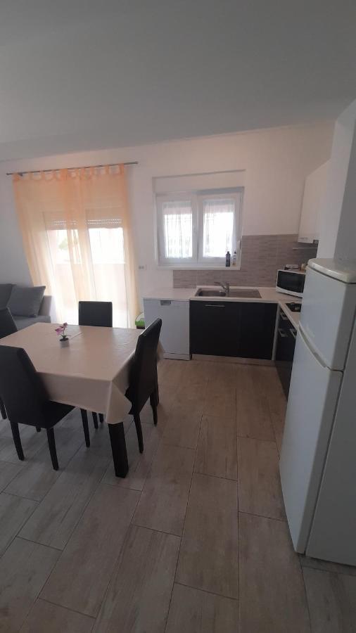 Mario Apartment Vir Ngoại thất bức ảnh