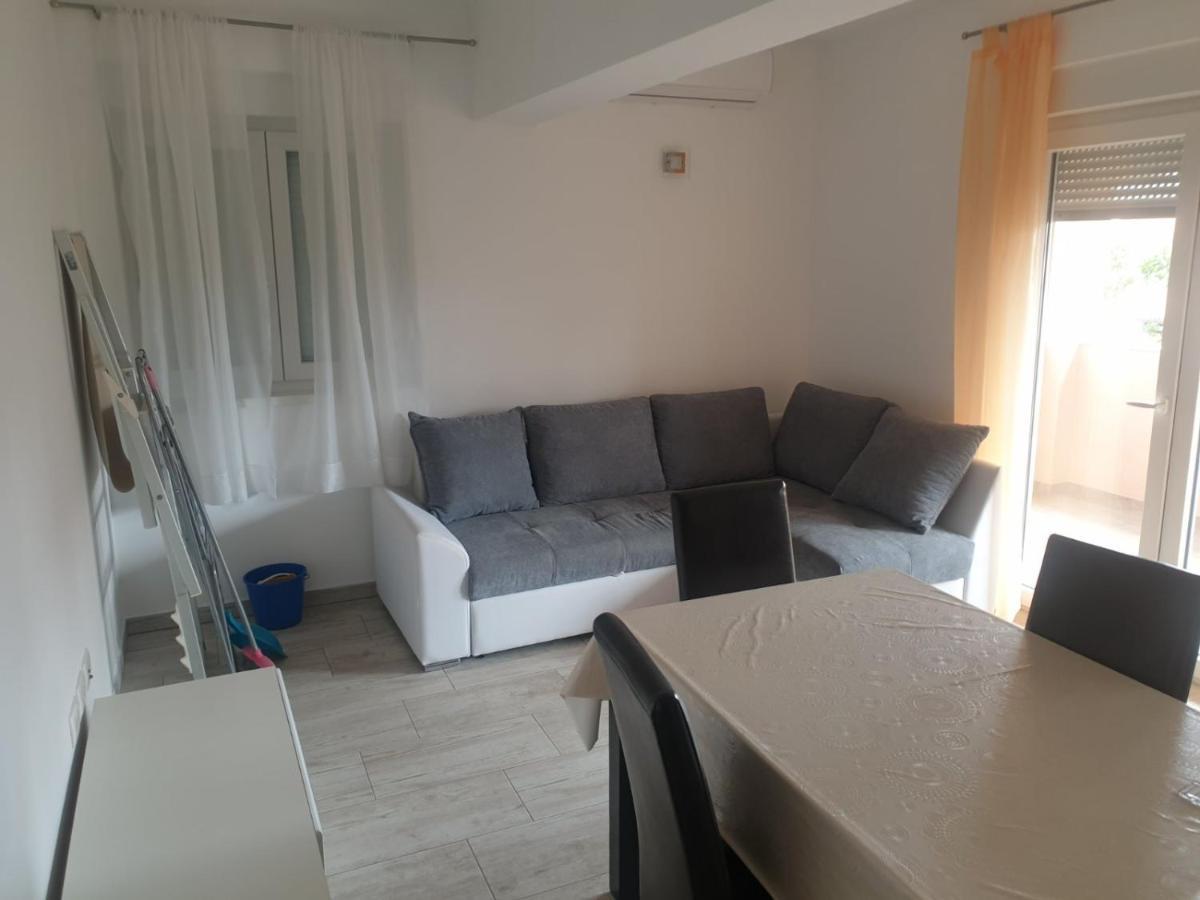 Mario Apartment Vir Ngoại thất bức ảnh