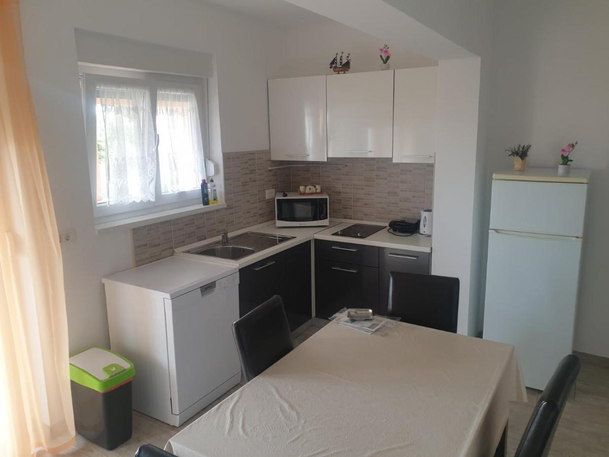 Mario Apartment Vir Ngoại thất bức ảnh