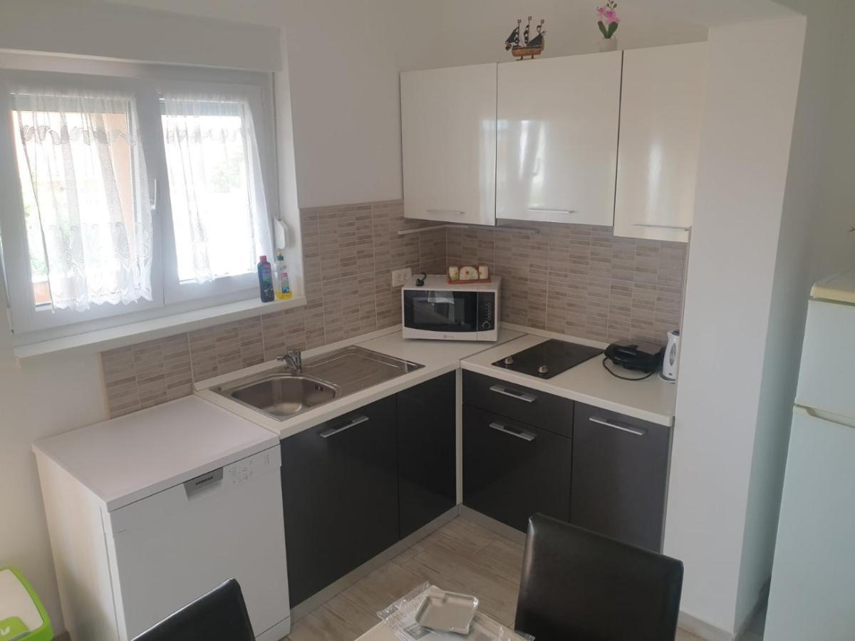 Mario Apartment Vir Ngoại thất bức ảnh