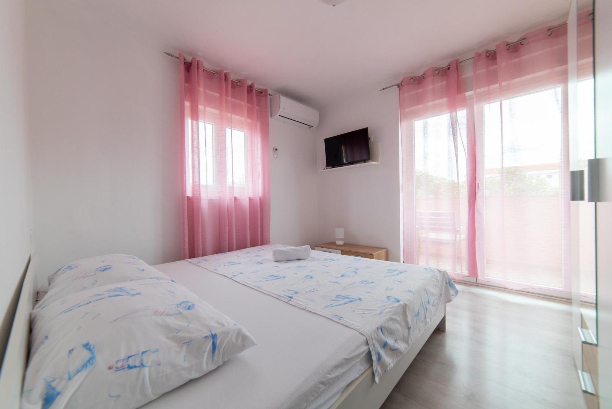 Mario Apartment Vir Ngoại thất bức ảnh