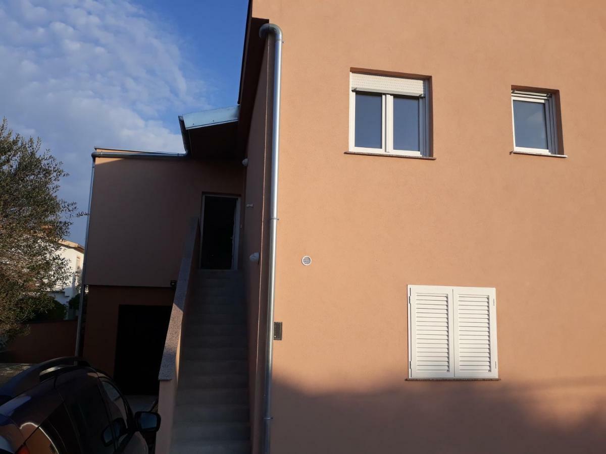 Mario Apartment Vir Ngoại thất bức ảnh